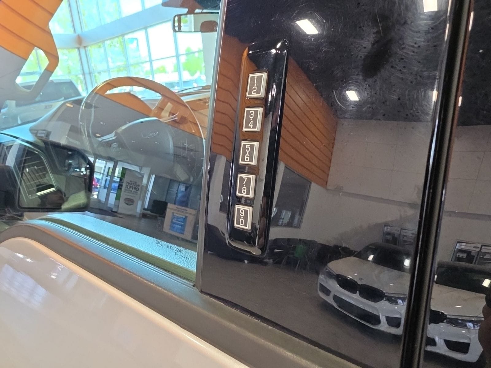 Thumbnail: 2019 Ford F-150 - 14