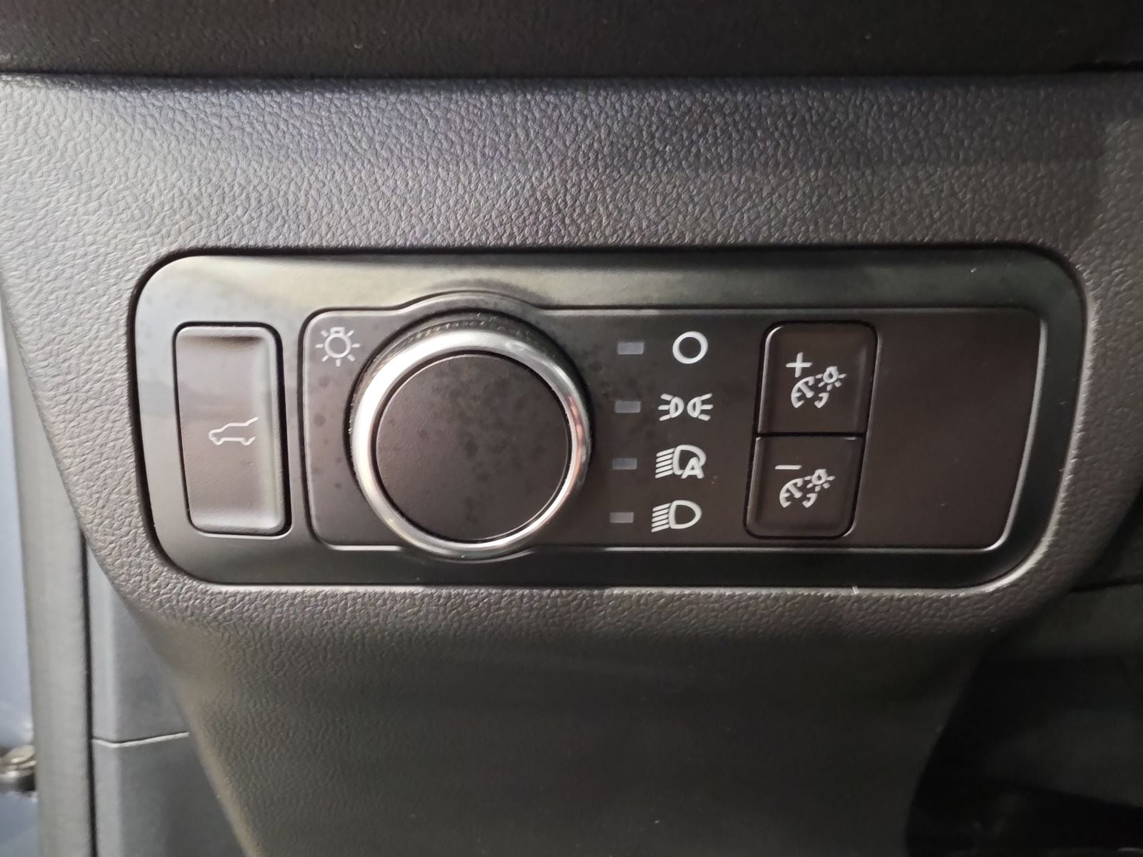 Thumbnail: 2023 Ford Escape - 15