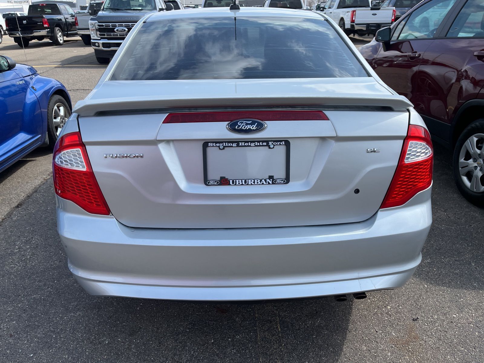 Thumbnail: 2010 Ford Fusion - 12