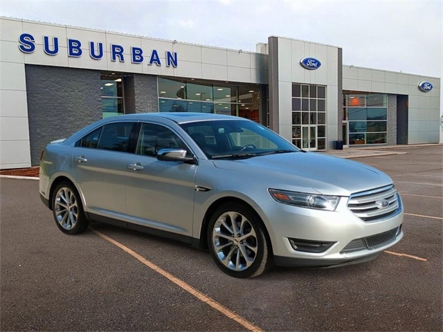 Used 2017 Ford Taurus Limited with VIN 1FAHP2J89HG115879 for sale in Sterling Heights, MI