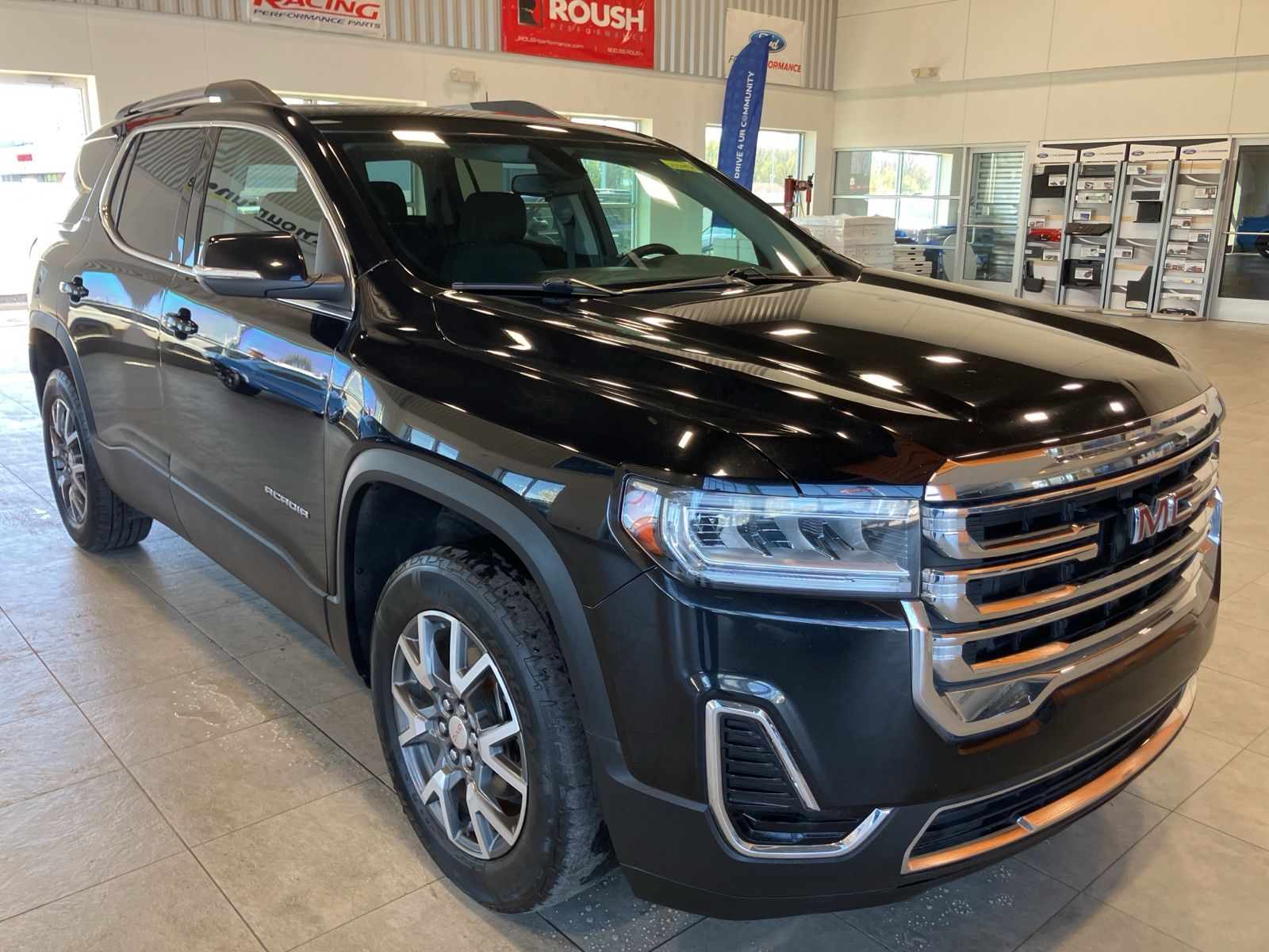 Thumbnail: 2020 GMC Acadia - 3