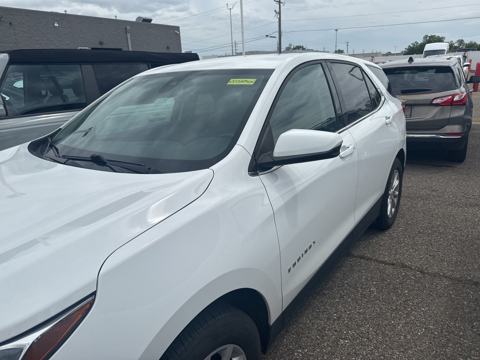 Thumbnail: 2019 Chevrolet Equinox - 19
