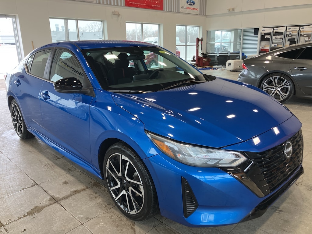 Used 2025 Nissan Sentra SR Sedan