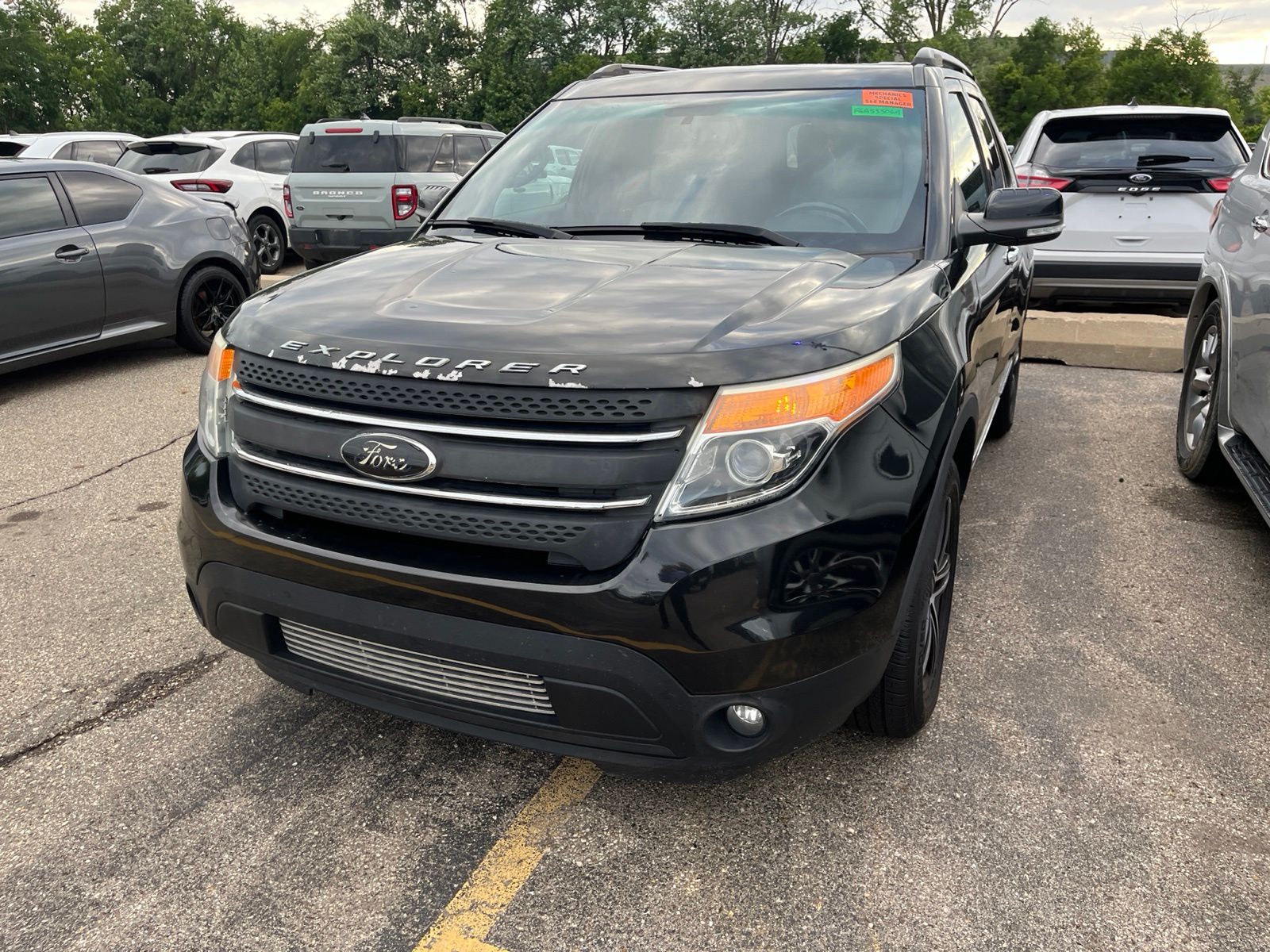 Thumbnail: 2015 Ford Explorer - 4