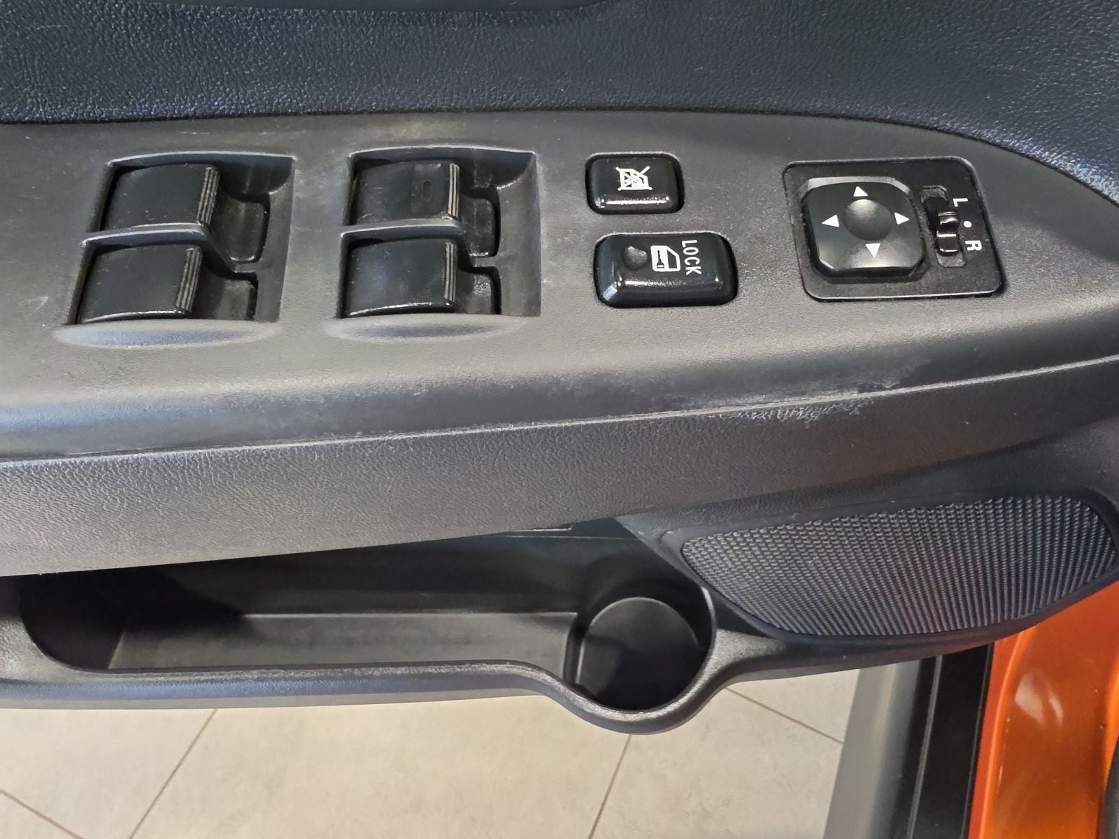 Thumbnail: 2020 Mitsubishi Outlander Sport - 14