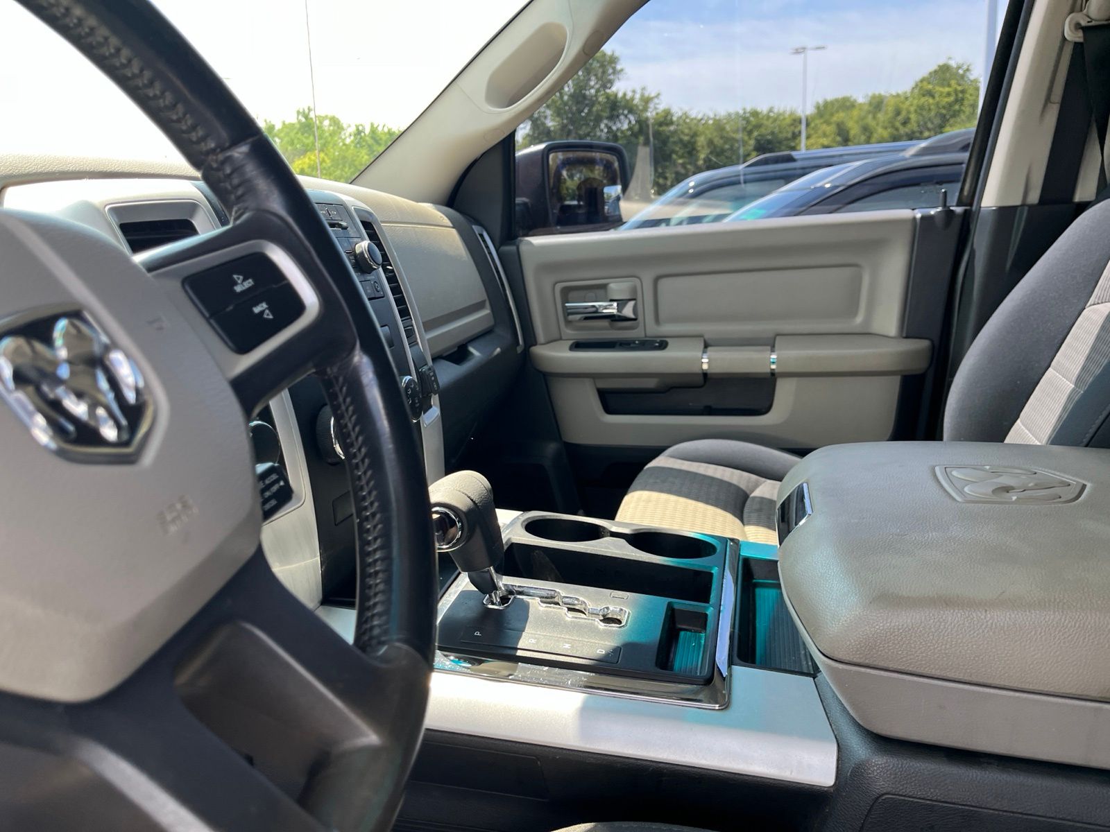 Thumbnail: 2011 RAM 1500 - 34