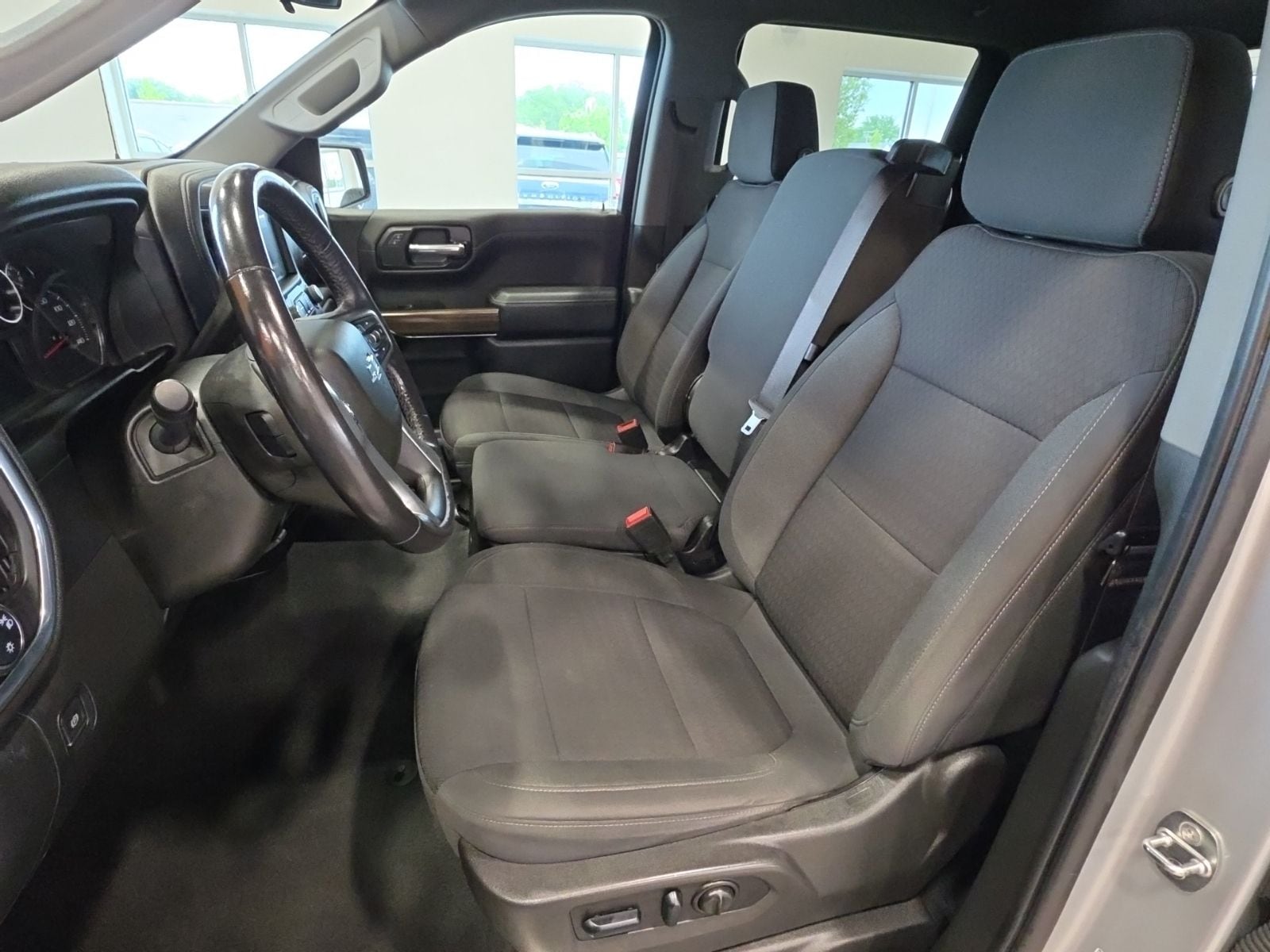 Thumbnail: 2022 Chevrolet Silverado 1500 - 14