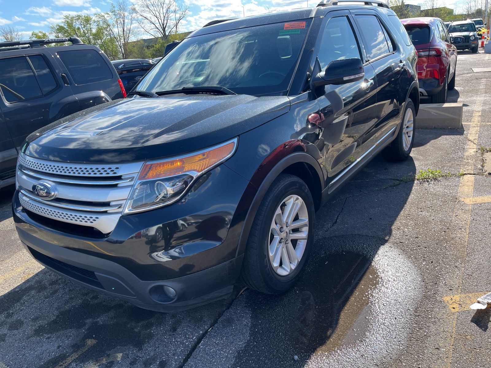 Thumbnail: 2014 Ford Explorer - 4
