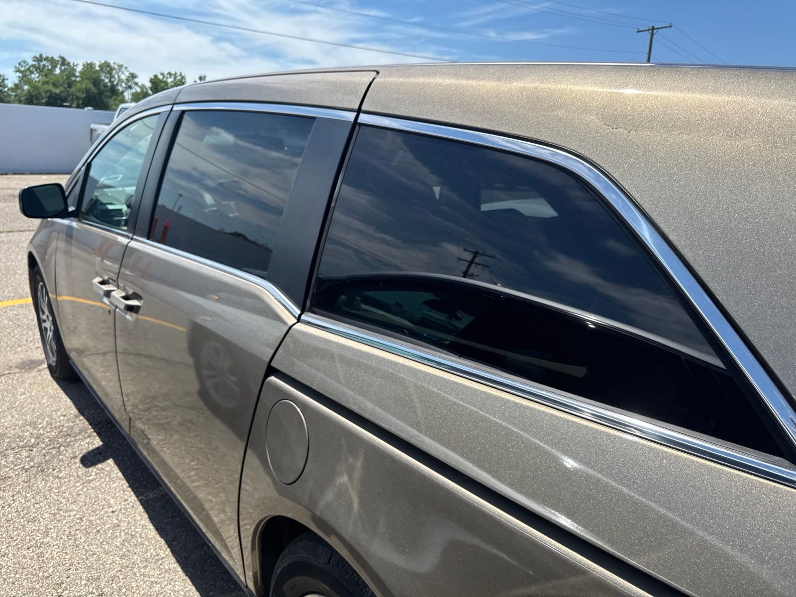 Thumbnail: 2011 Honda Odyssey - 16