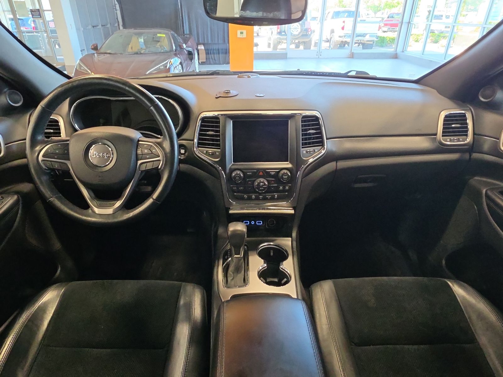 Thumbnail: 2018 Jeep Grand Cherokee - 30