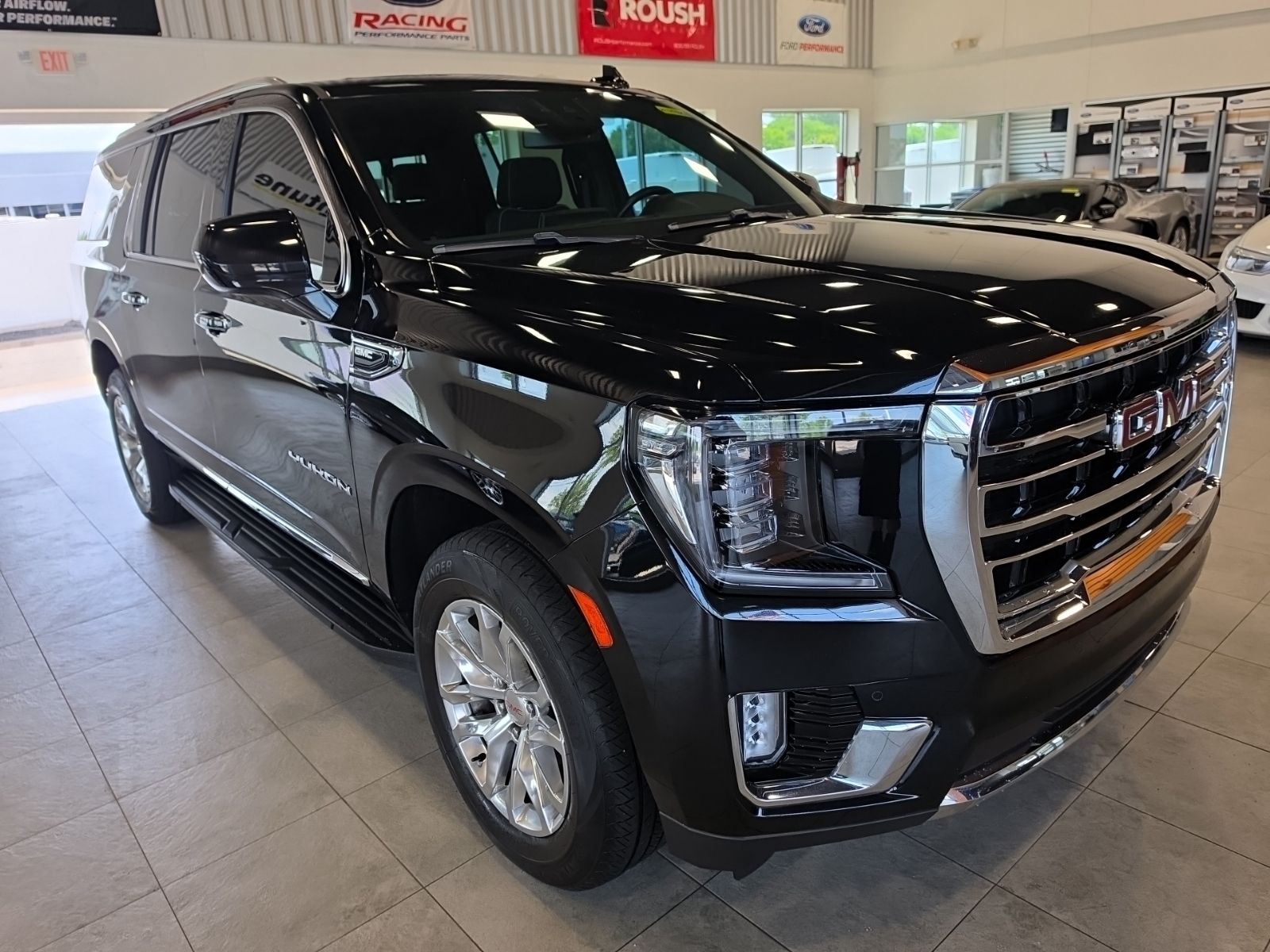 Thumbnail: 2023 GMC Yukon XL - 5