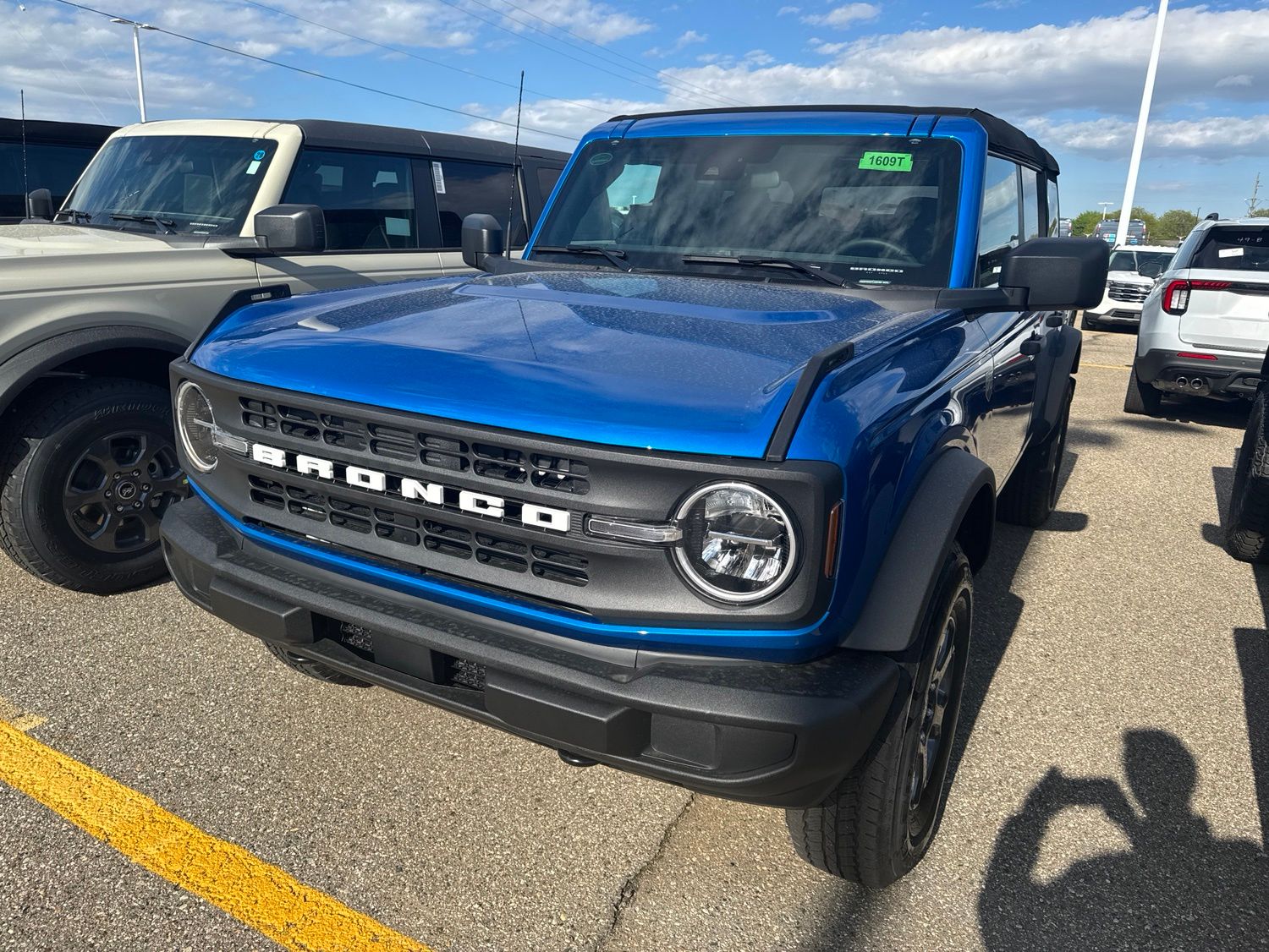 Thumbnail: 2026 Ford Bronco - 27