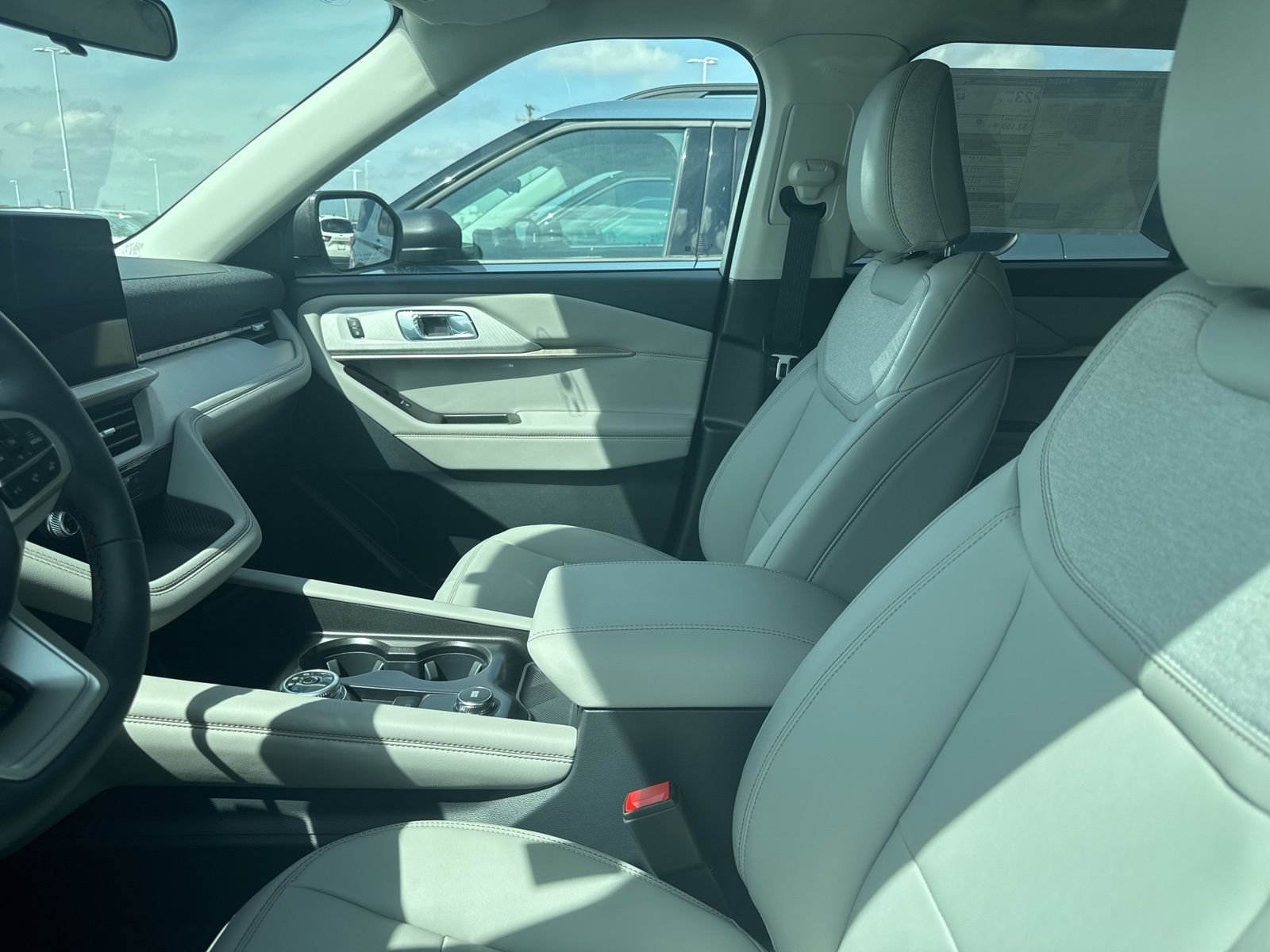 Thumbnail: 2026 Ford Explorer - 27