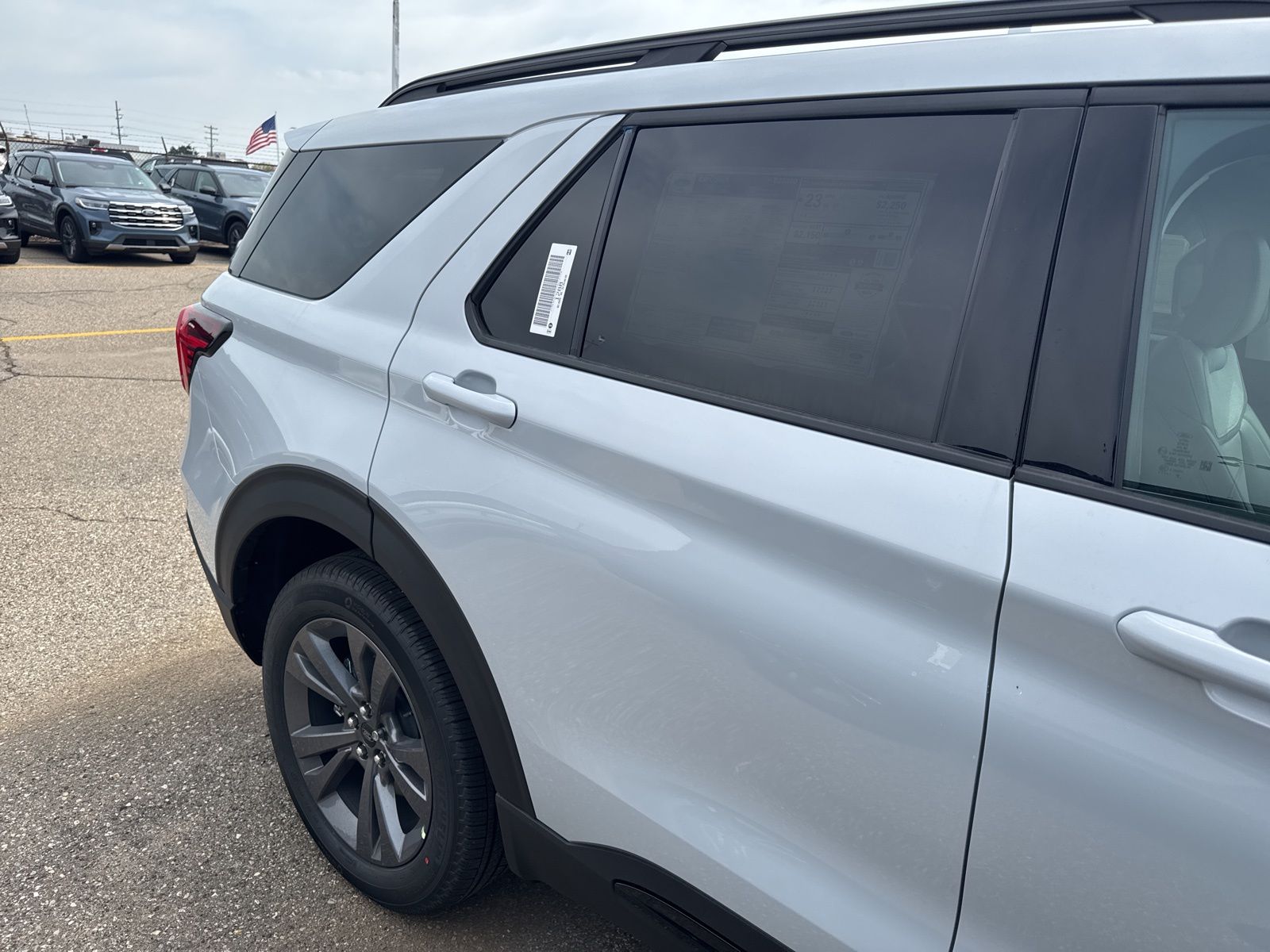 Thumbnail: 2026 Ford Explorer - 6