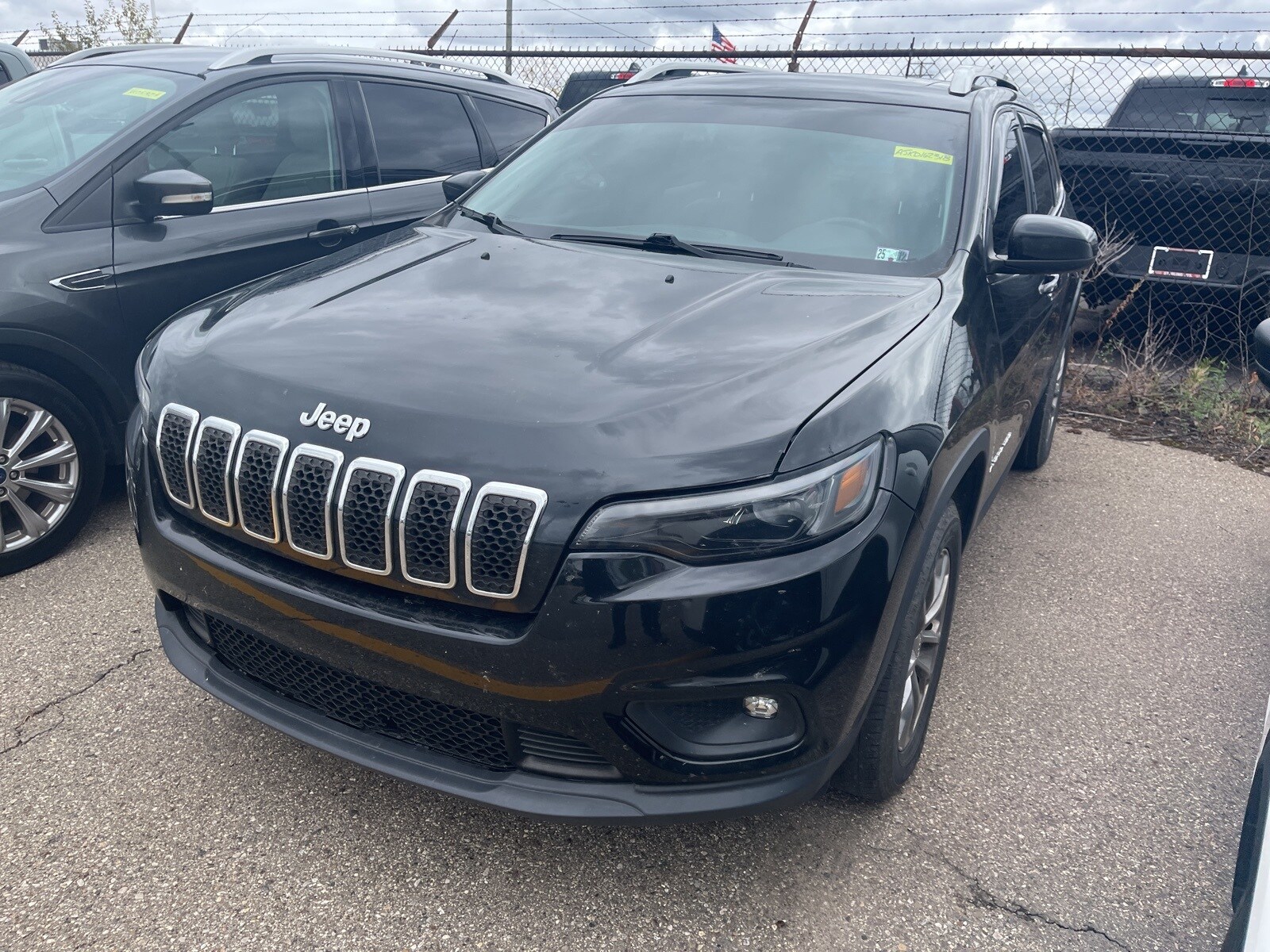 2019 Jeep Cherokee Latitude photo 3