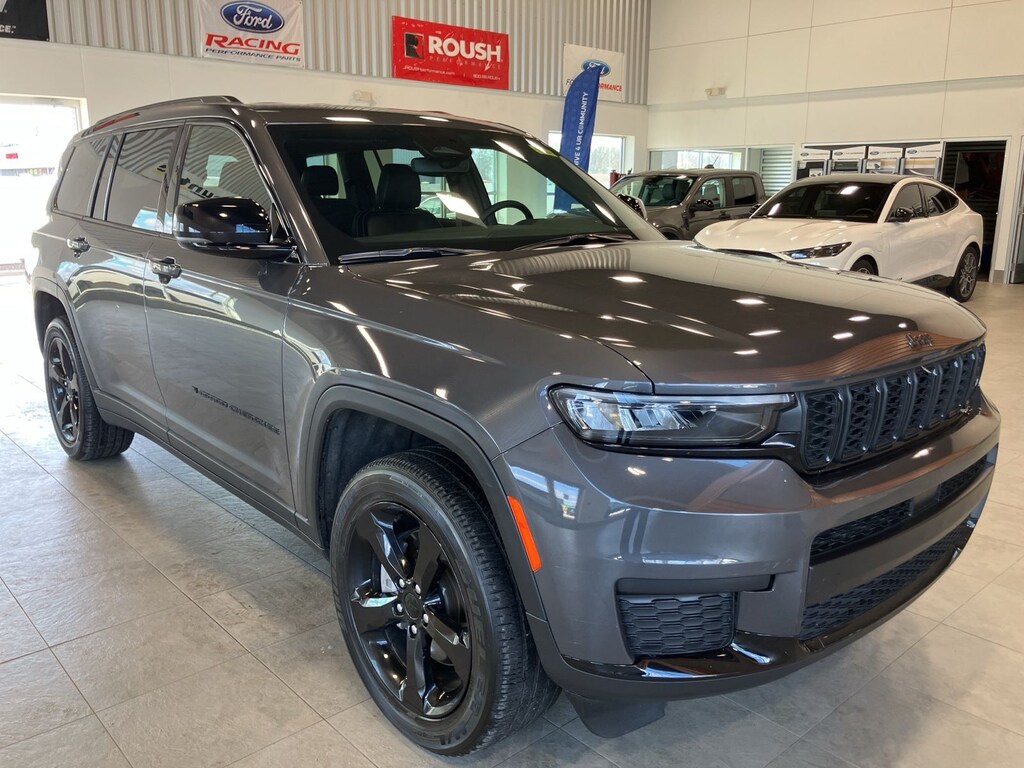 Used 2023 Jeep Grand Cherokee L Altitude SUV