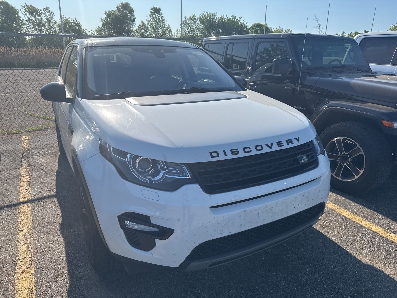 Thumbnail: 2019 Land Rover Discovery Sport - 21