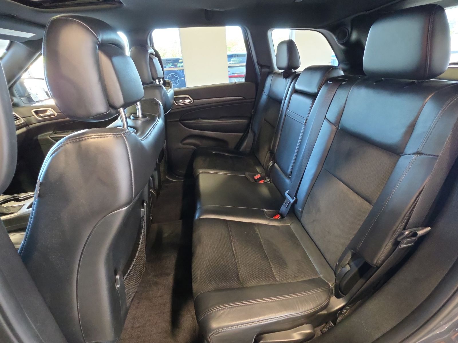 Thumbnail: 2018 Jeep Grand Cherokee - 31