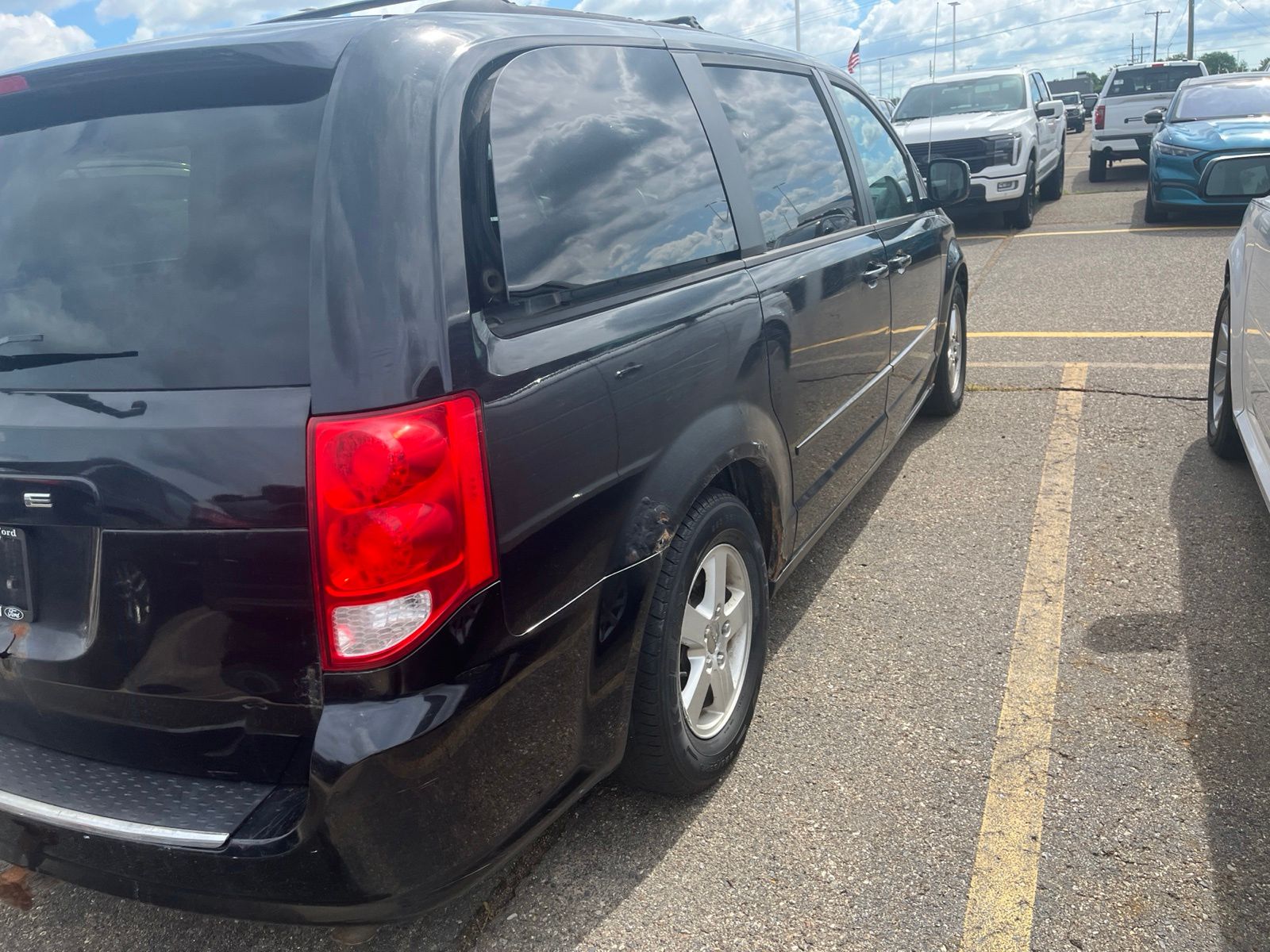 Thumbnail: 2012 Dodge Grand Caravan - 14