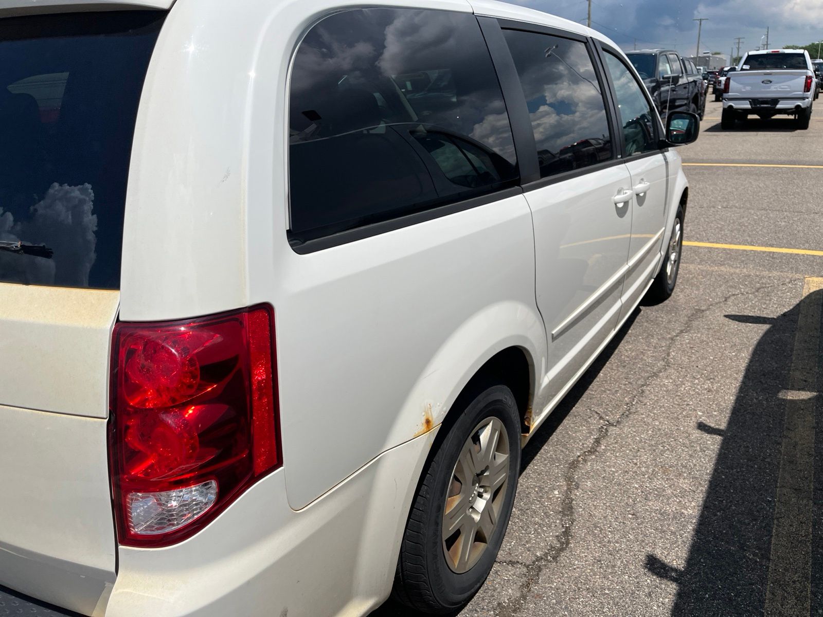 Thumbnail: 2013 Dodge Grand Caravan - 15
