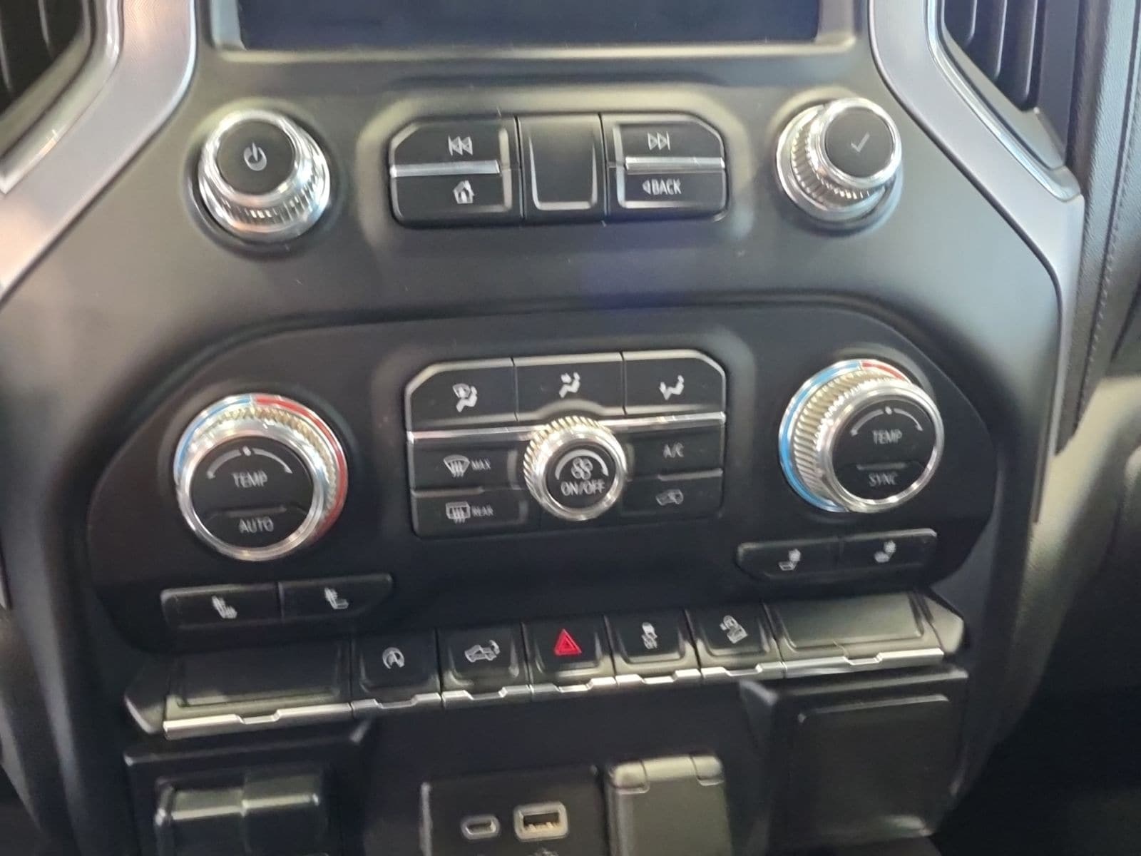 Thumbnail: 2021 GMC Sierra 1500 - 24
