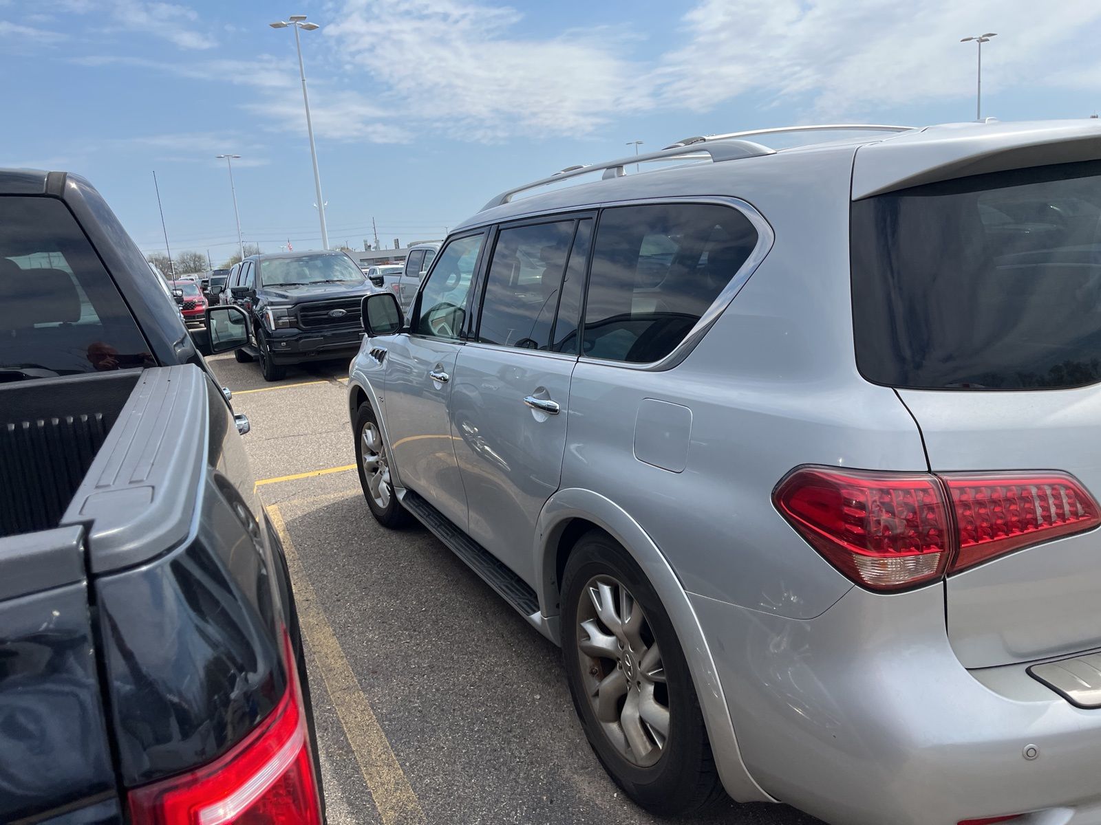 Thumbnail: 2014 INFINITI QX80 - 9