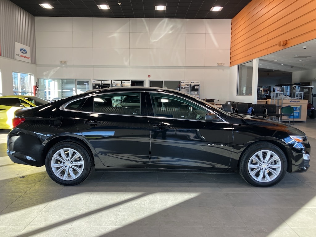 Used 2025 Chevrolet Malibu LT Sedan
