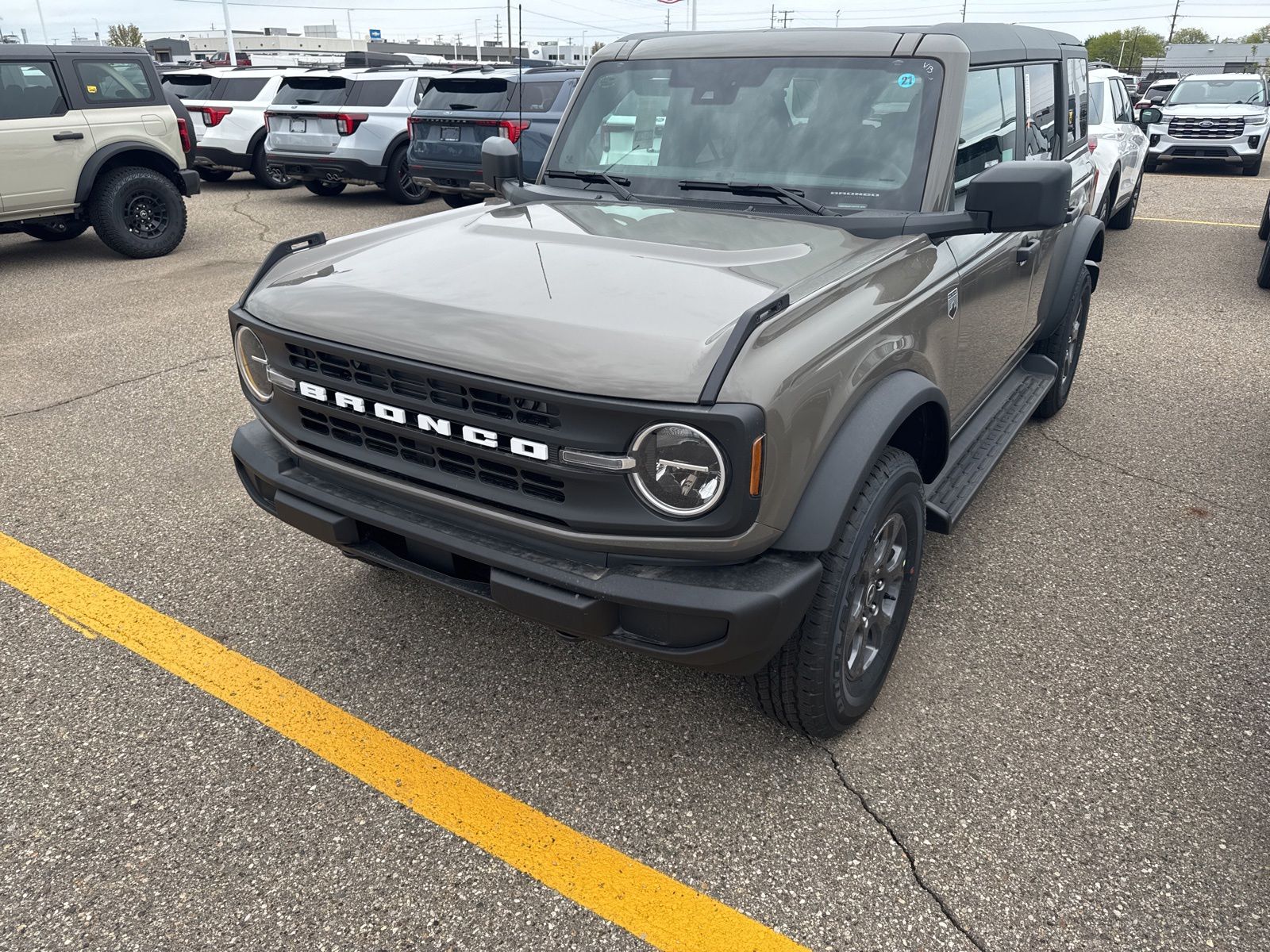 Thumbnail: 2026 Ford Bronco - 1