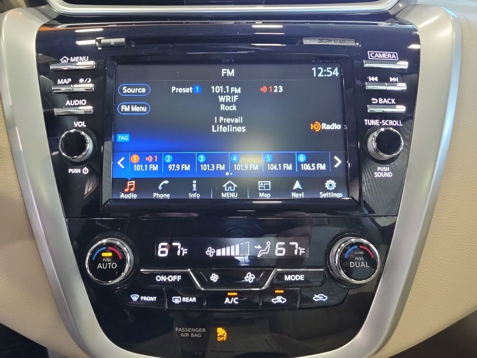 Thumbnail: 2015 Nissan Murano - 27