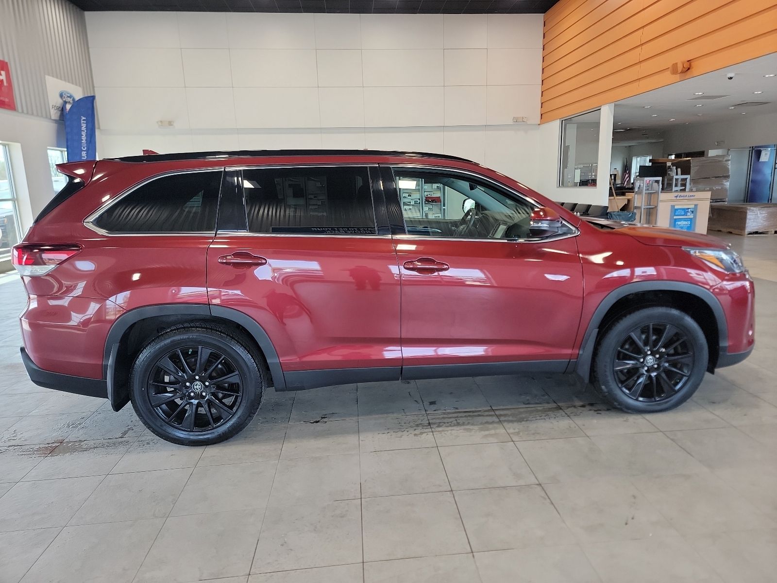 Thumbnail: 2019 Toyota Highlander - 6