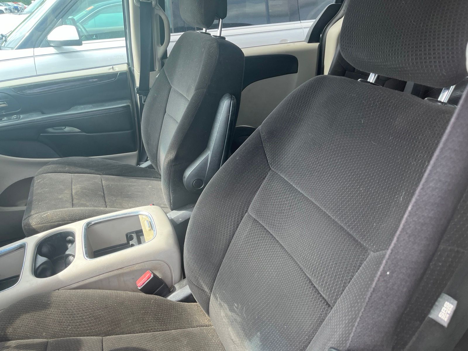 Thumbnail: 2012 Dodge Grand Caravan - 22