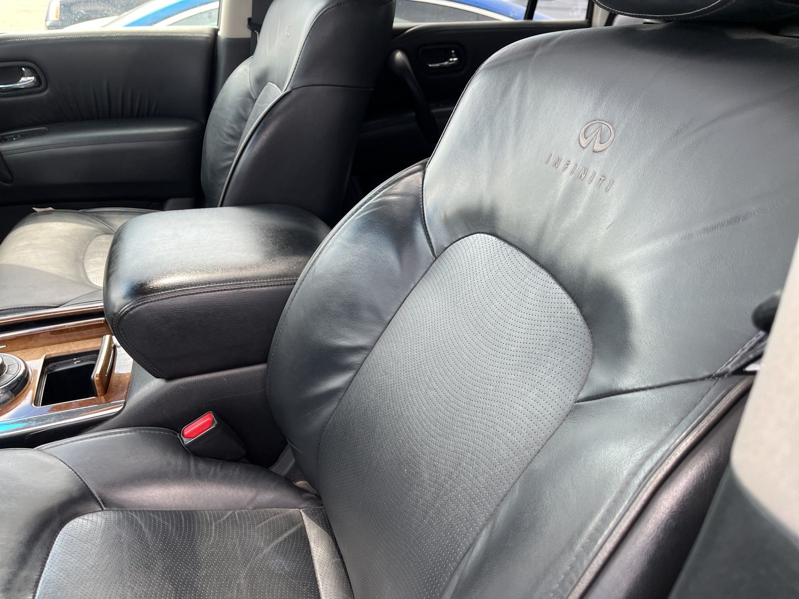 Thumbnail: 2014 INFINITI QX80 - 22