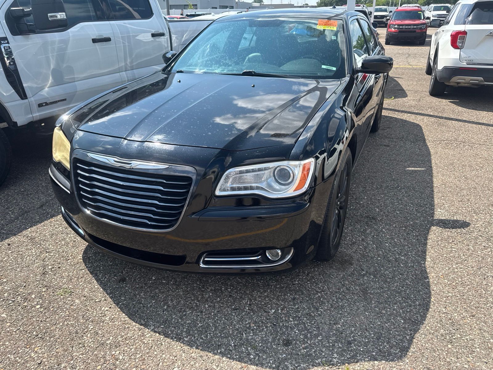 2014 Chrysler 300 Base -
                  Sterling Heights, MI