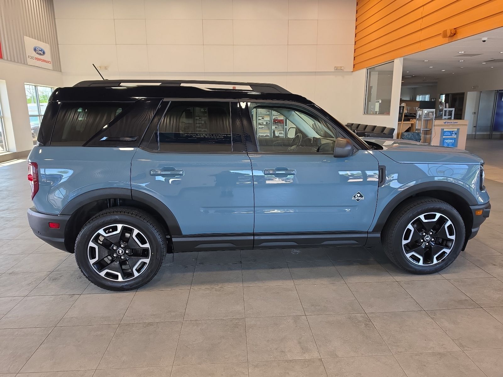 Thumbnail: 2021 Ford Bronco Sport - 6