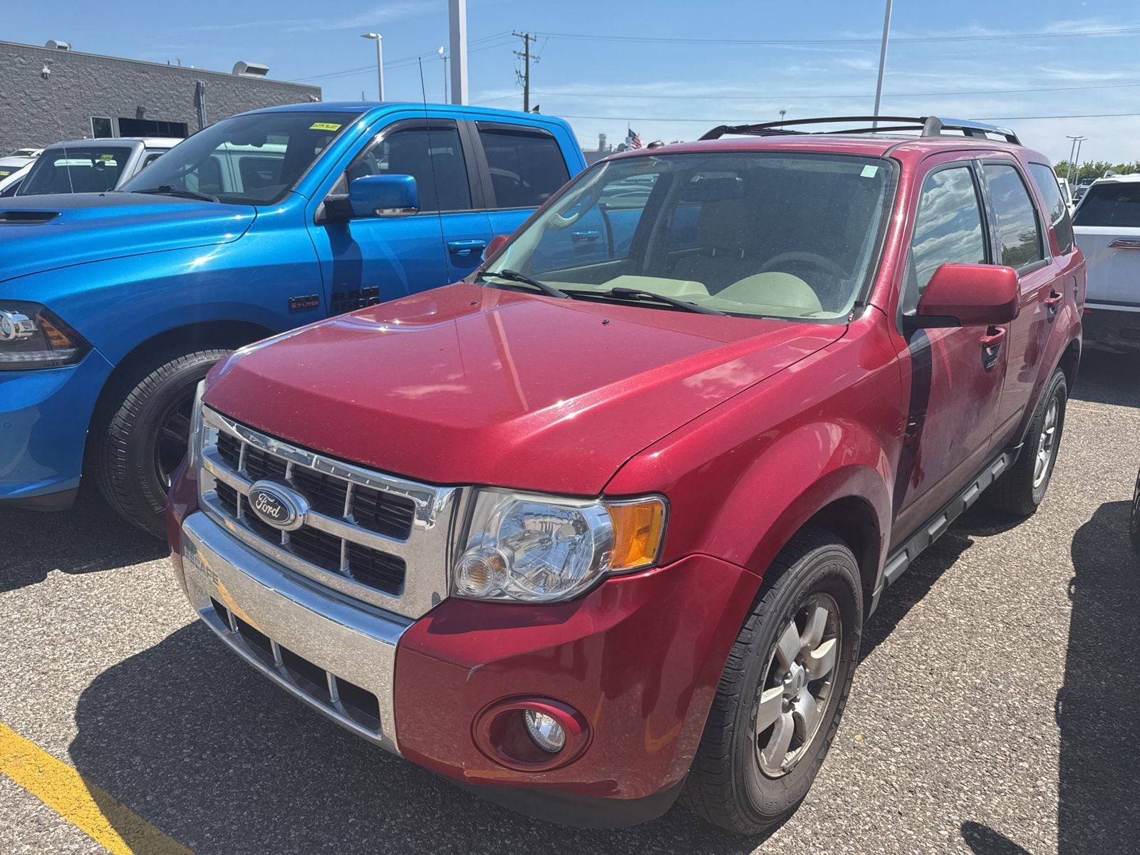 Thumbnail: 2011 Ford Escape - 27