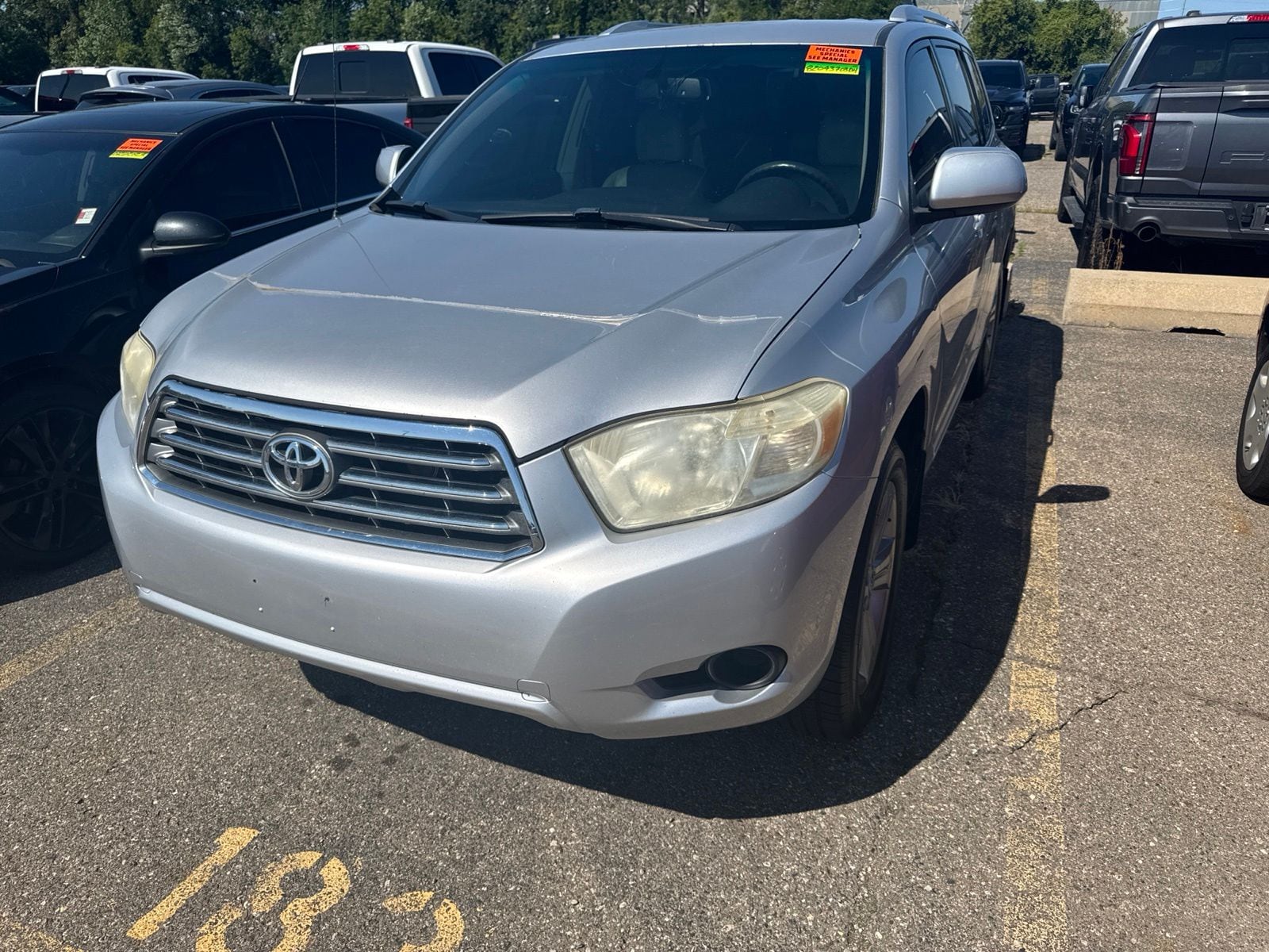 Used 2008 Toyota Highlander Base with VIN JTEES41A282043703 for sale in Sterling Heights, MI