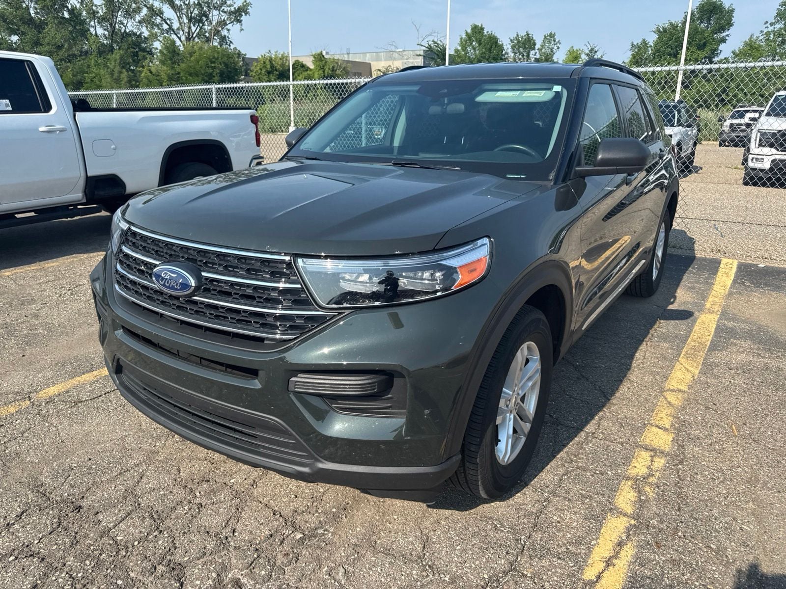 Thumbnail: 2023 Ford Explorer - 3