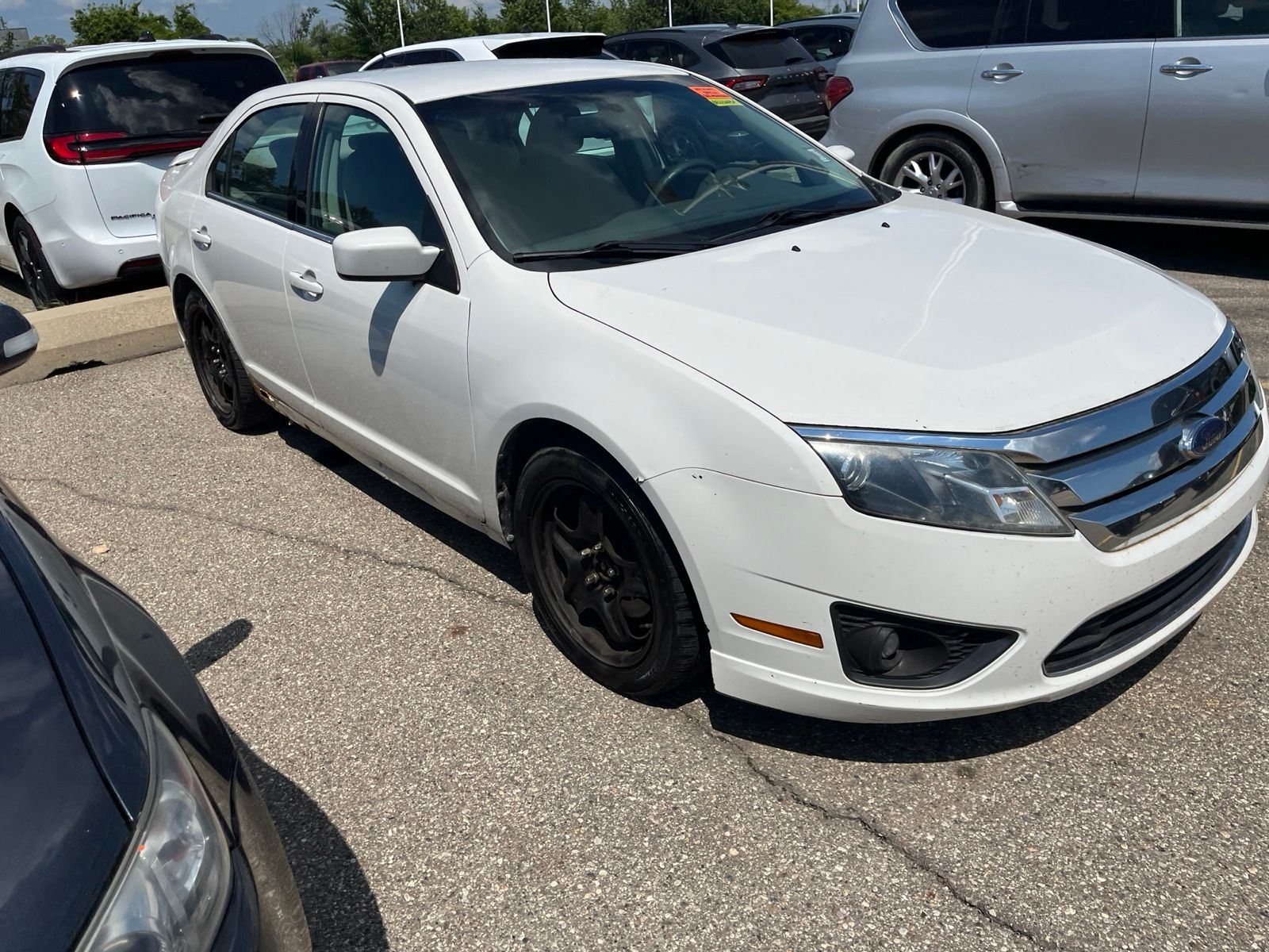Thumbnail: 2010 Ford Fusion - 21