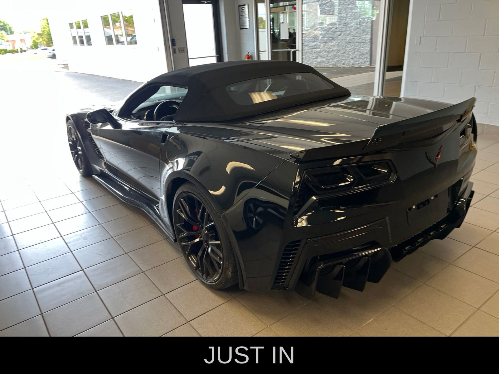 Thumbnail: 2016 Chevrolet Corvette - 6