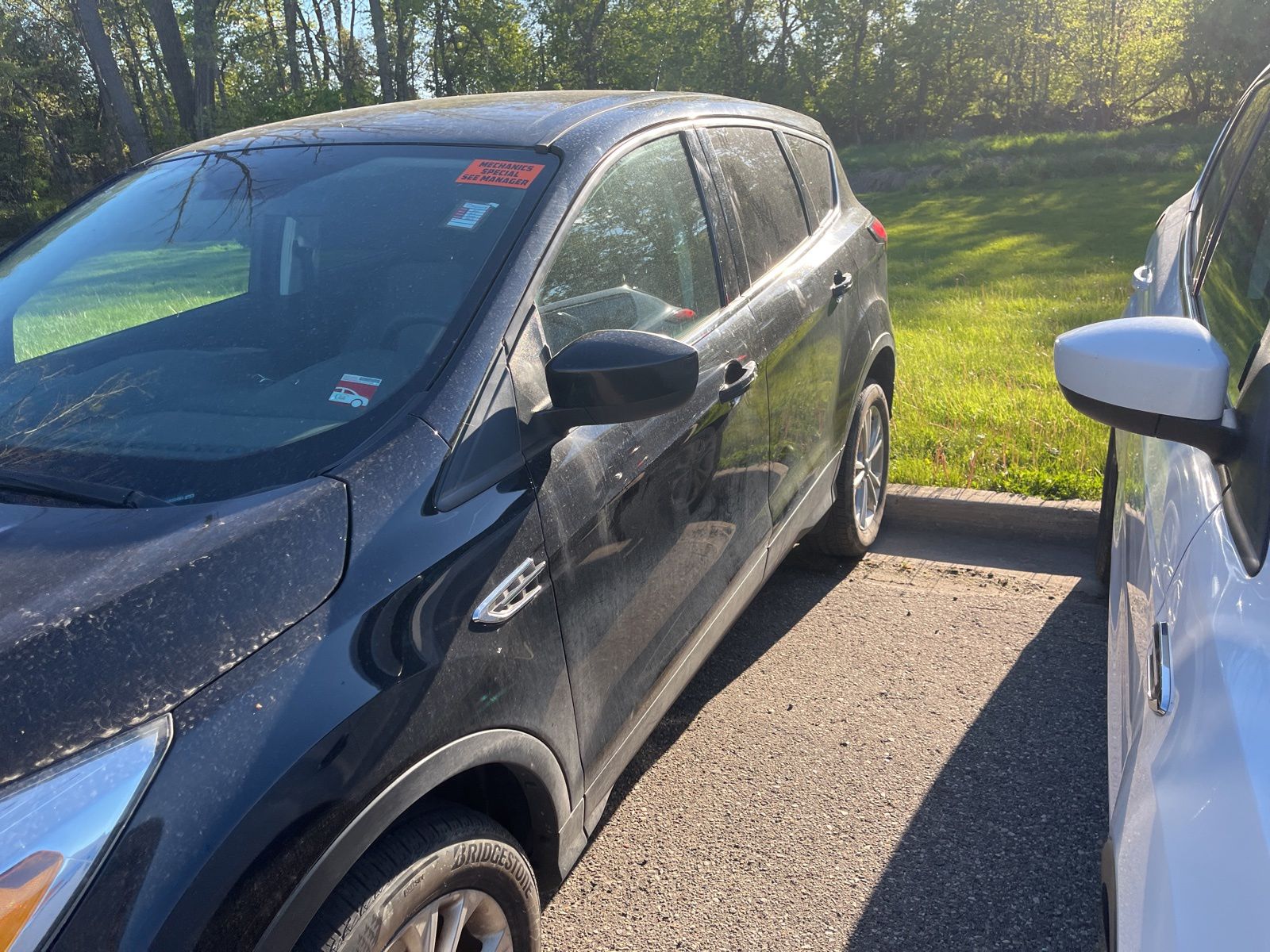 Thumbnail: 2019 Ford Escape - 6