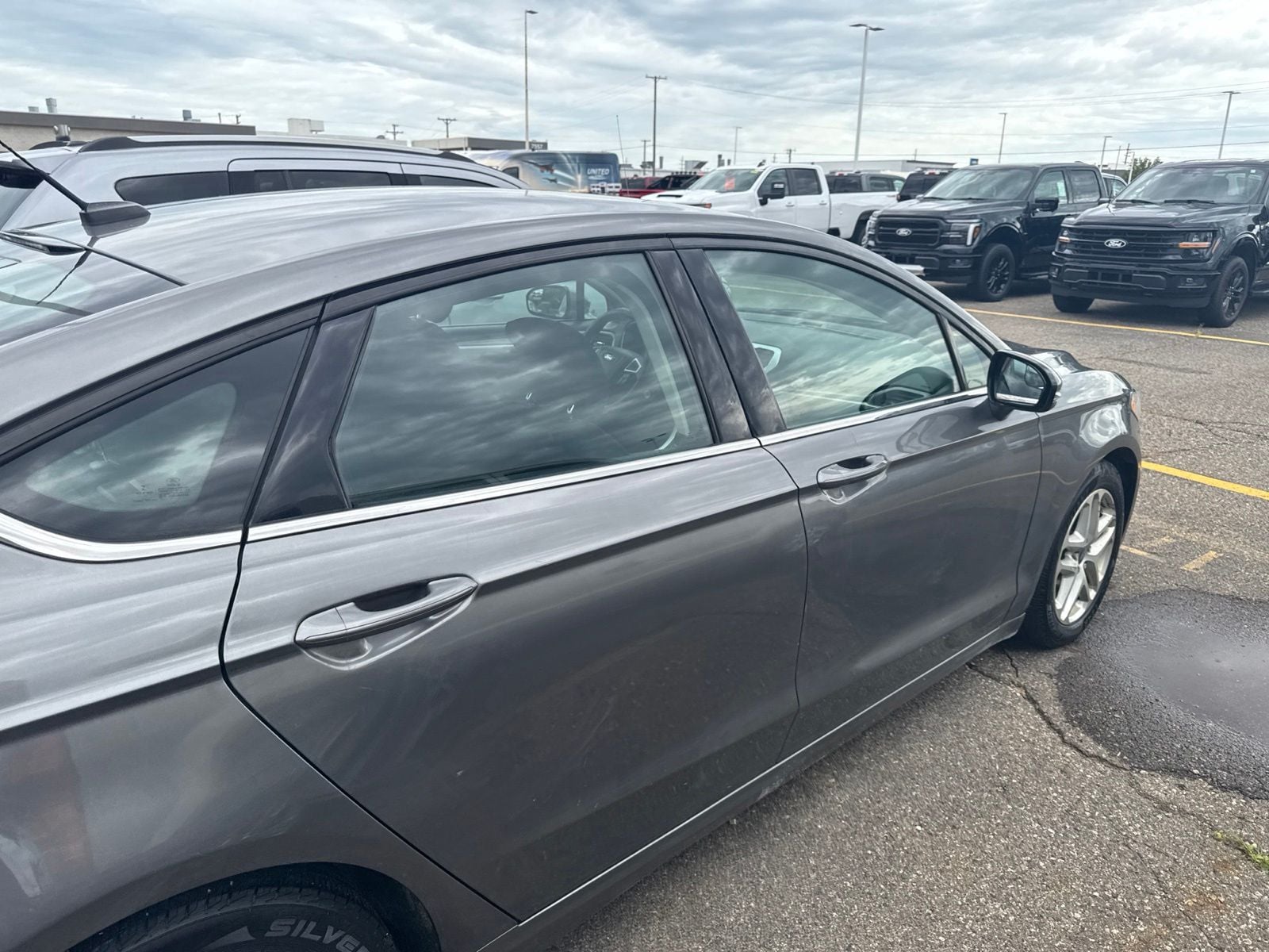 Thumbnail: 2014 Ford Fusion - 11