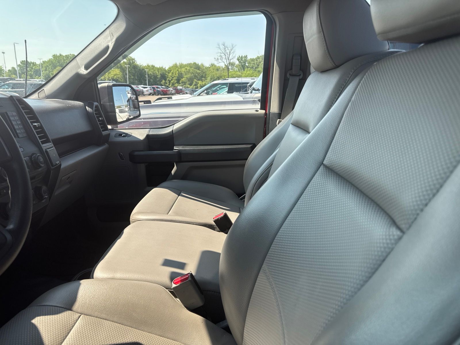 Thumbnail: 2016 Ford F-150 - 30