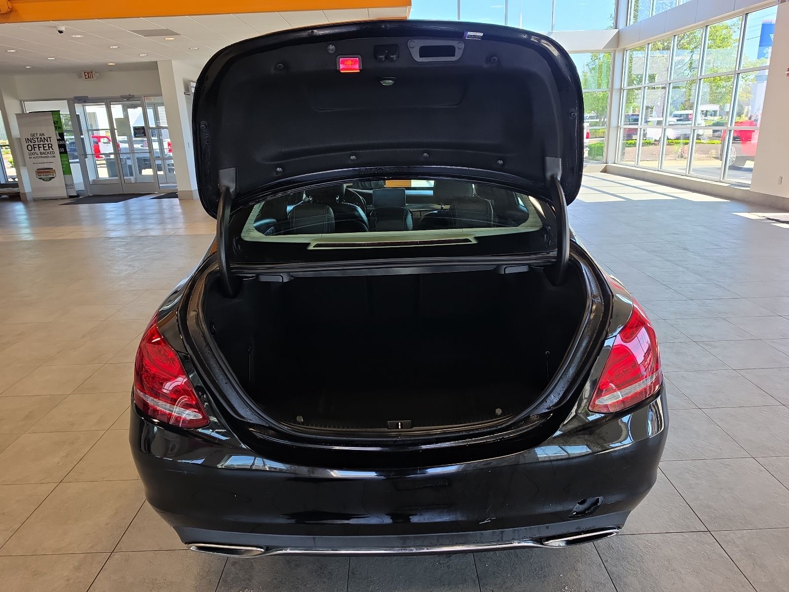Thumbnail: 2016 Mercedes-Benz C-Class - 35