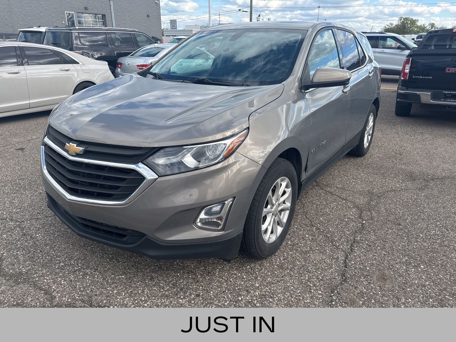 Thumbnail: 2019 Chevrolet Equinox - 1