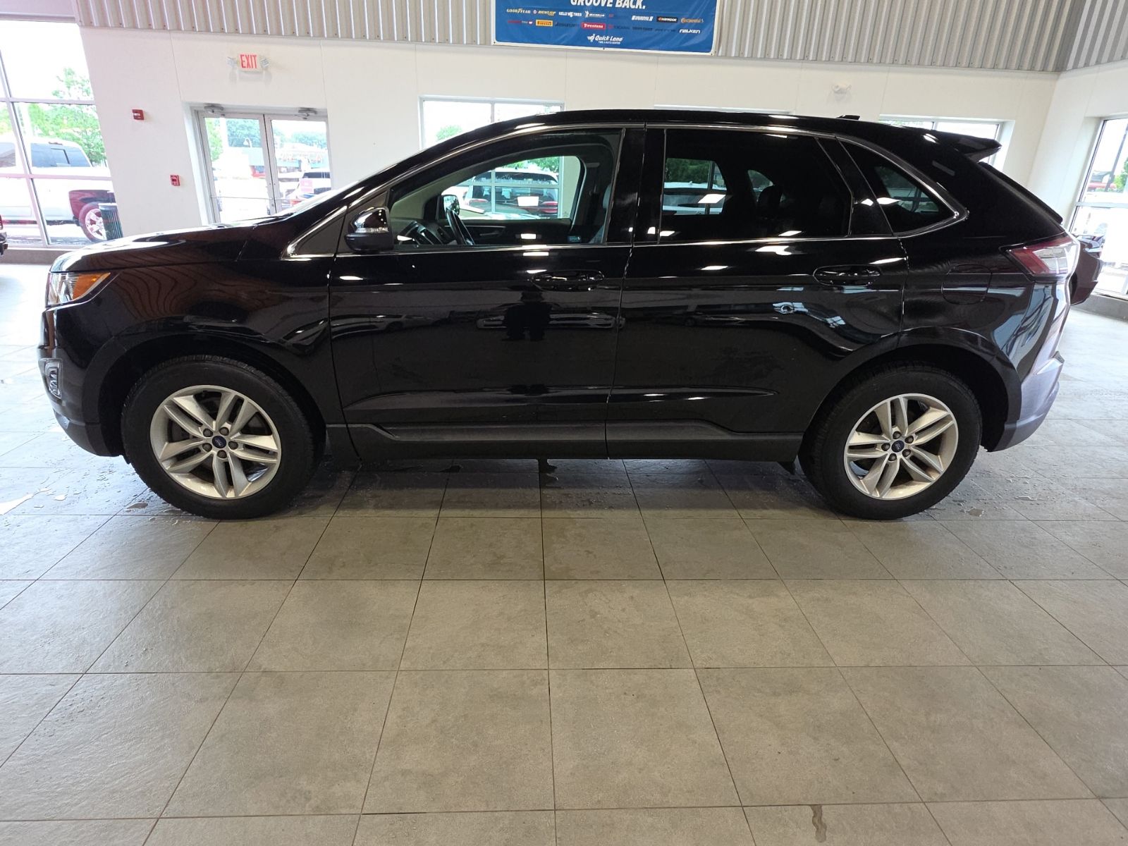 Thumbnail: 2017 Ford Edge - 12