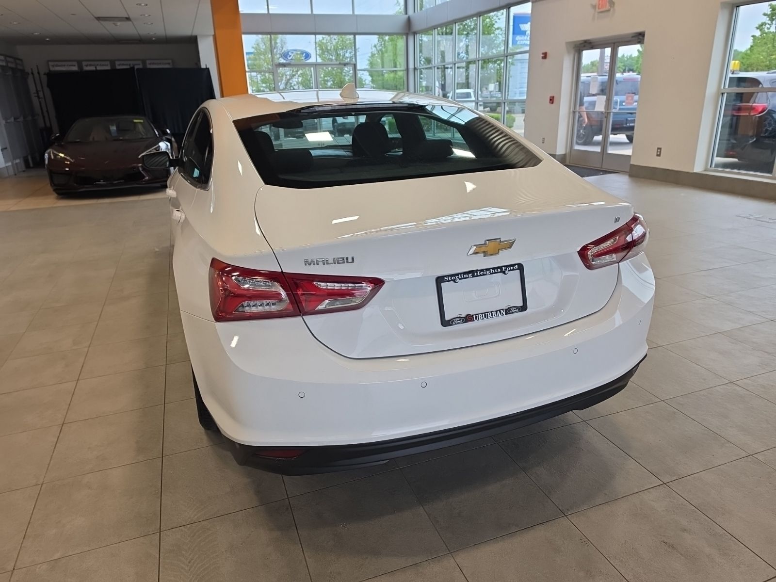 Thumbnail: 2022 Chevrolet Malibu - 10