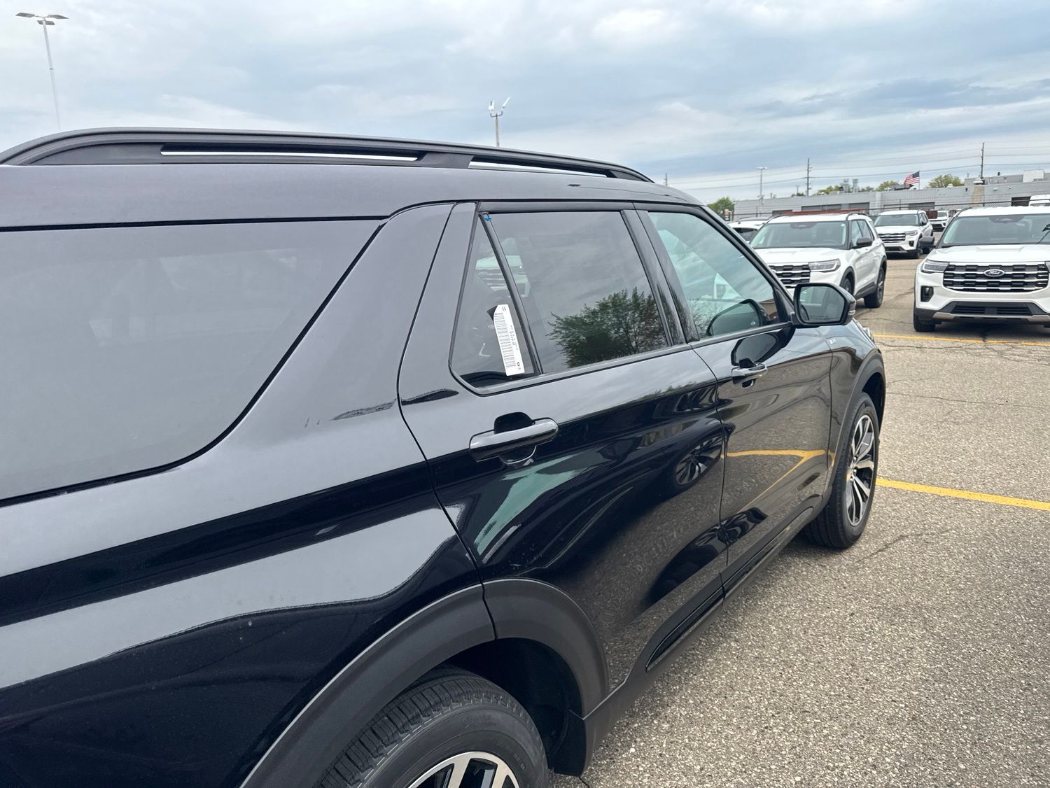 Thumbnail: 2026 Ford Explorer - 8