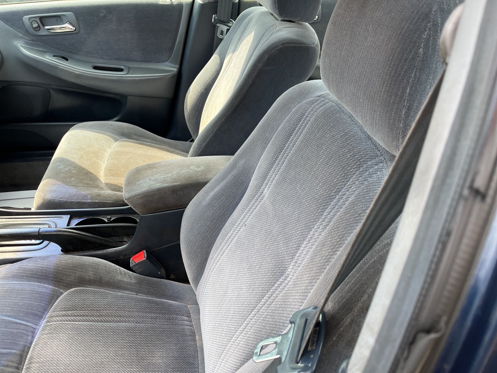Thumbnail: 2000 Honda Accord - 21