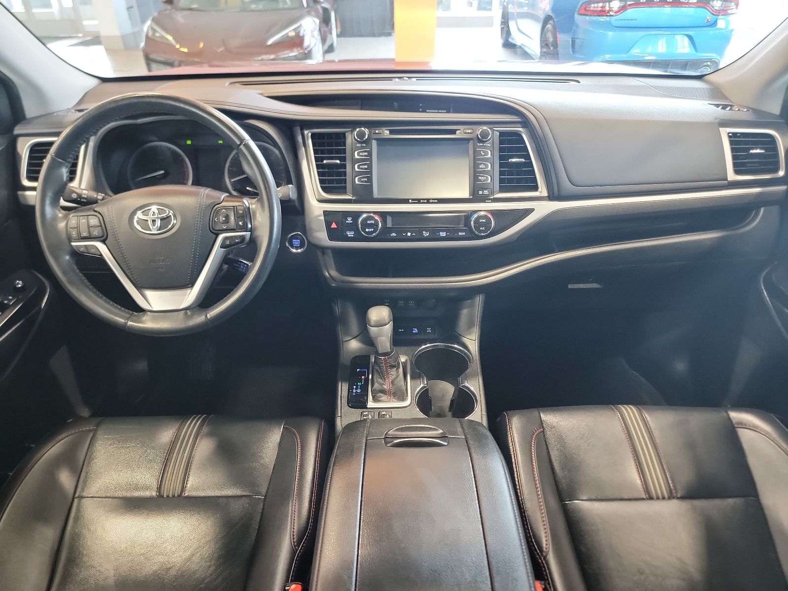Thumbnail: 2019 Toyota Highlander - 28
