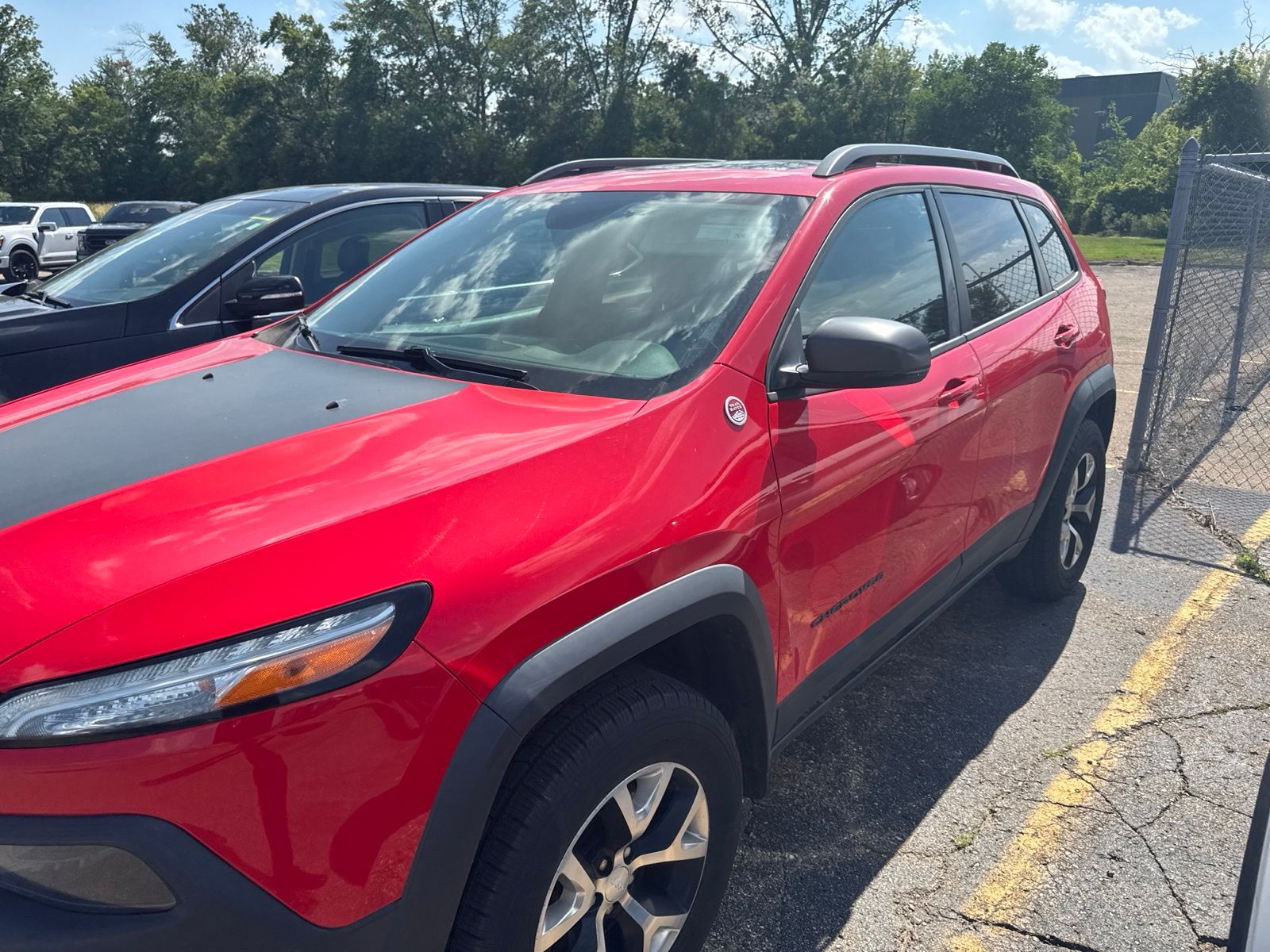 Thumbnail: 2018 Jeep Cherokee - 19